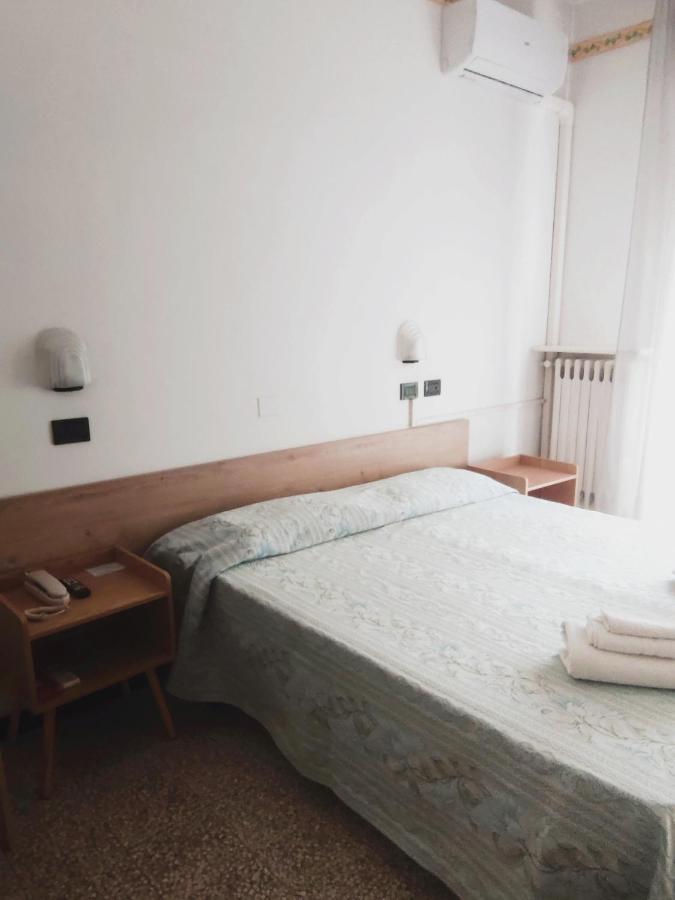Hotel Ardesia Rimini Eksteriør billede