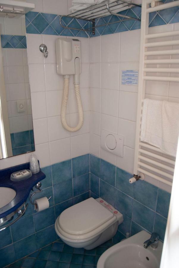 Hotel Ardesia Rimini Eksteriør billede
