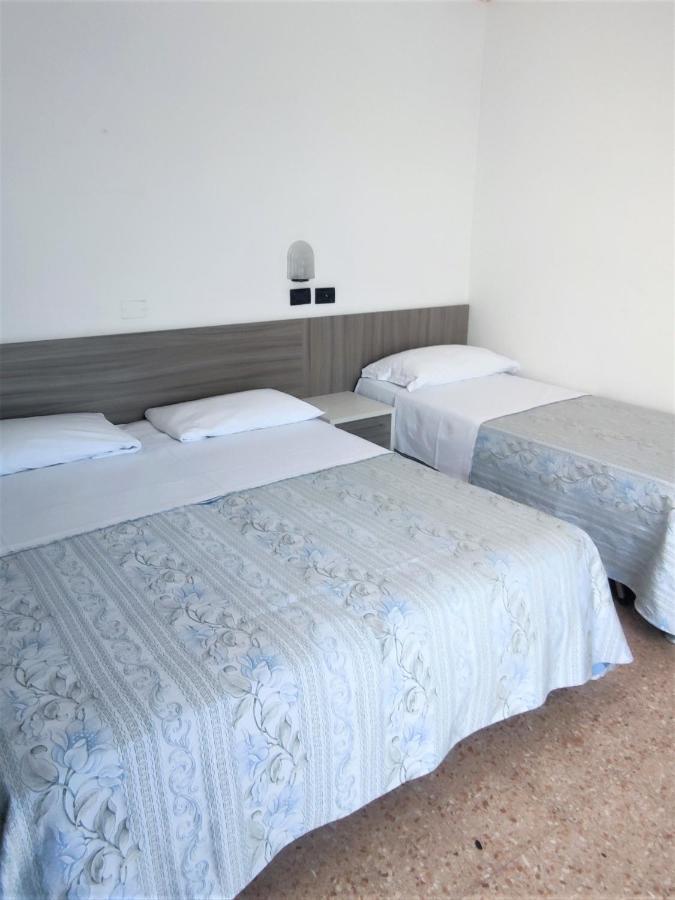 Hotel Ardesia Rimini Eksteriør billede